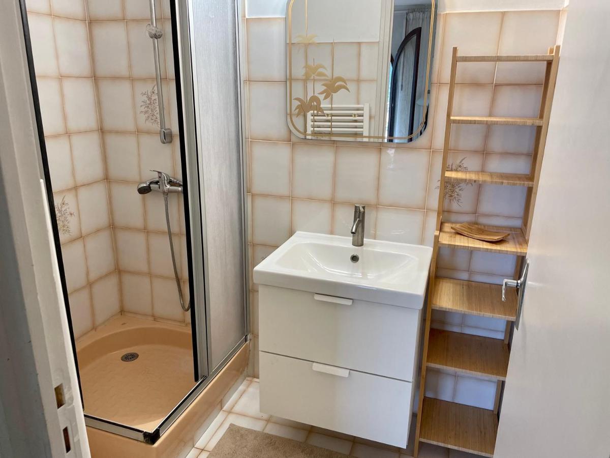 Hauteur De Apartment